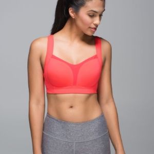 Lululemon Ta Ta Tamer II Electric Coral Deep Navy